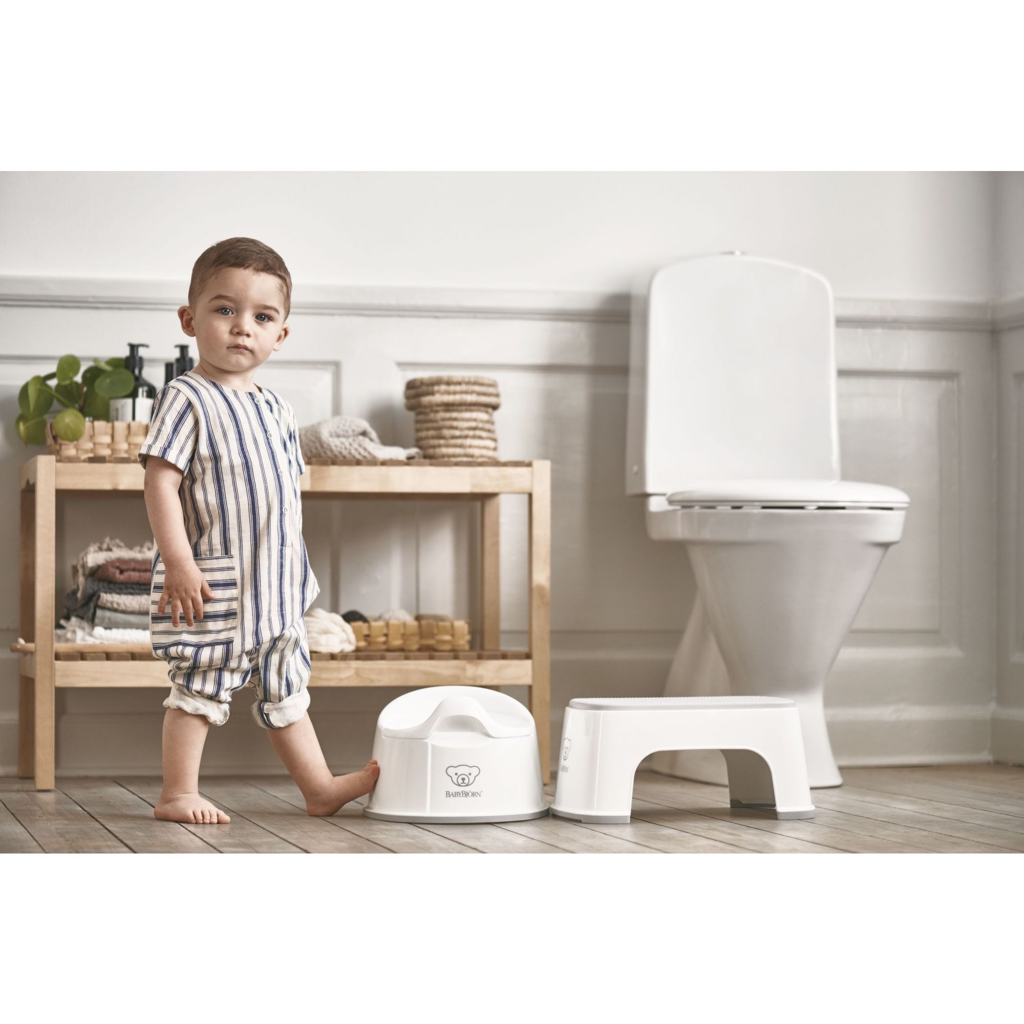 Marchepieds enfant - Toilette et soin bébé - Puériculture et jouets enfants