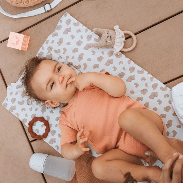 Matelas à langer nomade pliant Leopard