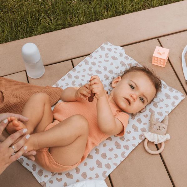 Matelas à langer nomade pliant Leopard