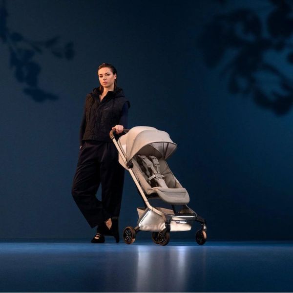 Poussette Fame Cabin oak Truffle