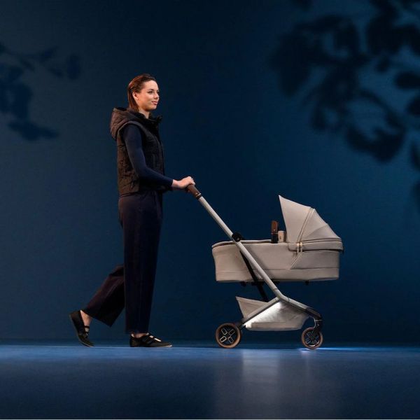 Poussette Fame Cabin oak Truffle