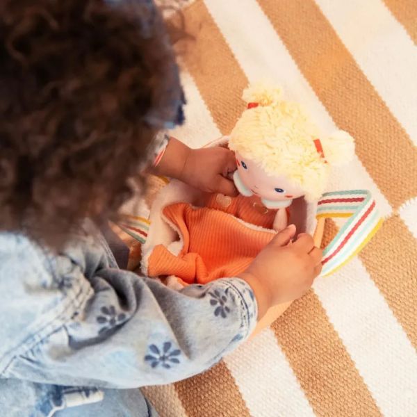Poupée en tissu 21cm et son couffin Mela