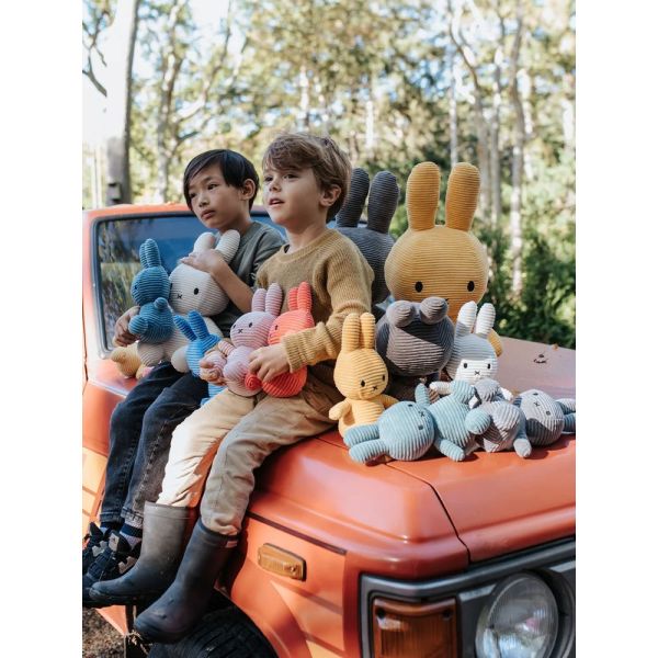 Peluche lapin Miffy velours côtelé éco 50 cm Gris