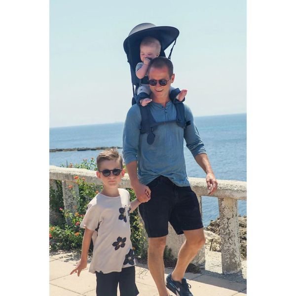 Pare soleil pour porte bébé d'épaule G5 Black