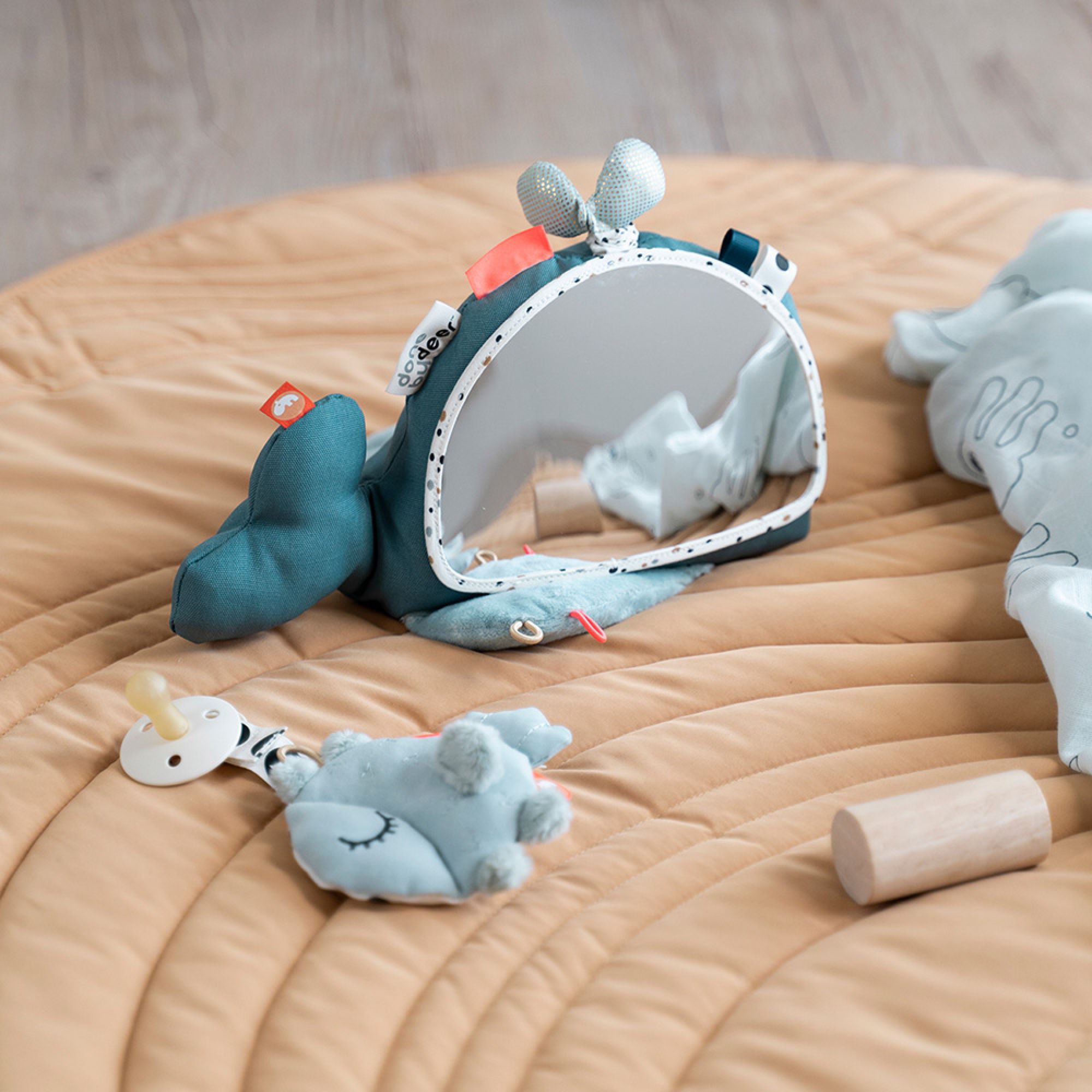 Jouet Miroir Pour Bébé - Livre Sensoriel Doux Avec Images Noir/blanc, Bruissement, Anneau De Dentition