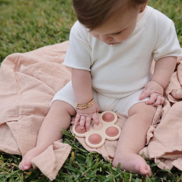 Anneau de dentition fleur - Rose / Blush / Beige sable