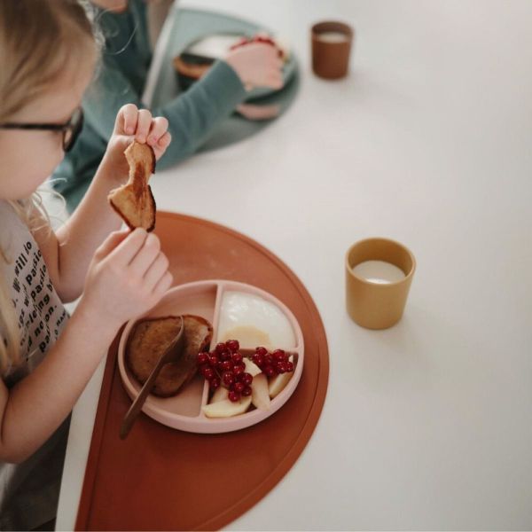 Assiette à compartiment en silicone - Blush