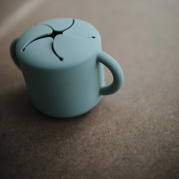 Boîte à goûter en silicone avec poignées - Cambridge blue