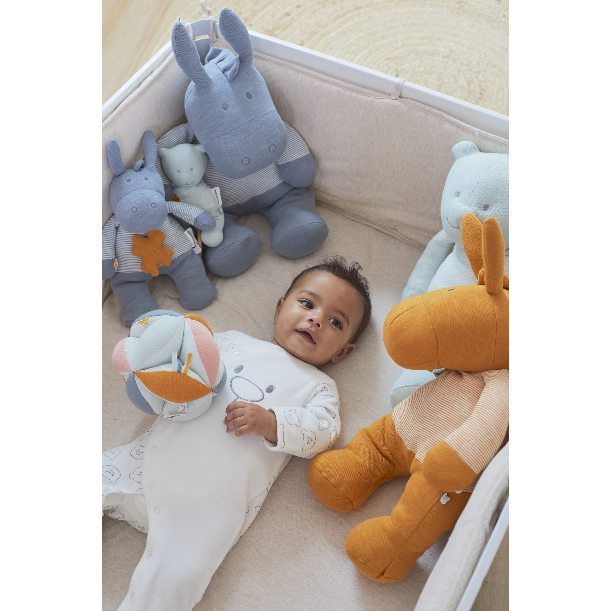 Noukie S Balle De Prehension Montessori Made In Bebe