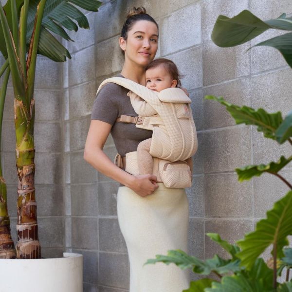 Porte bébé Omni Deluxe Natural beige mesh