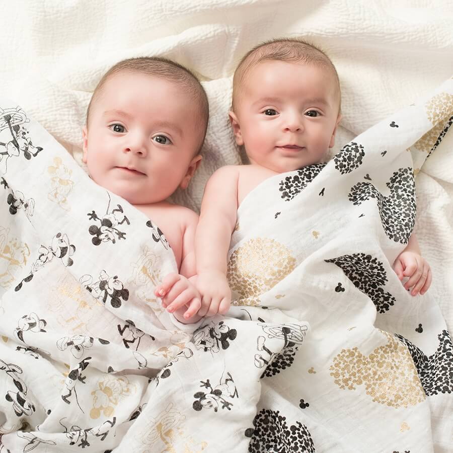 Aden Anais Lot De 3 Maxi Langes En Coton Disney Mickey S 90th Made In Bebe