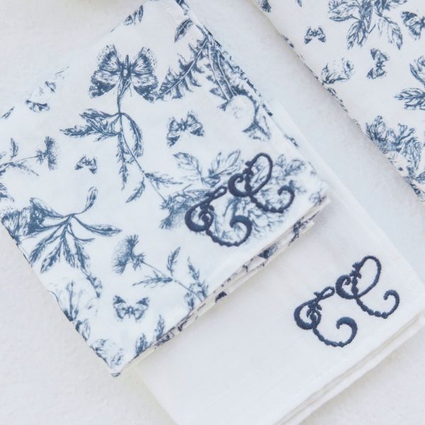 Lot de 2 langes imrpimé Toile de Jouy 70 x 70 cm Bleu