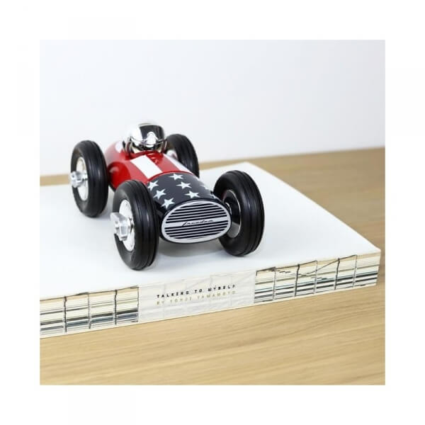 Voiture Bonnie Drapeau Américain 20 cm