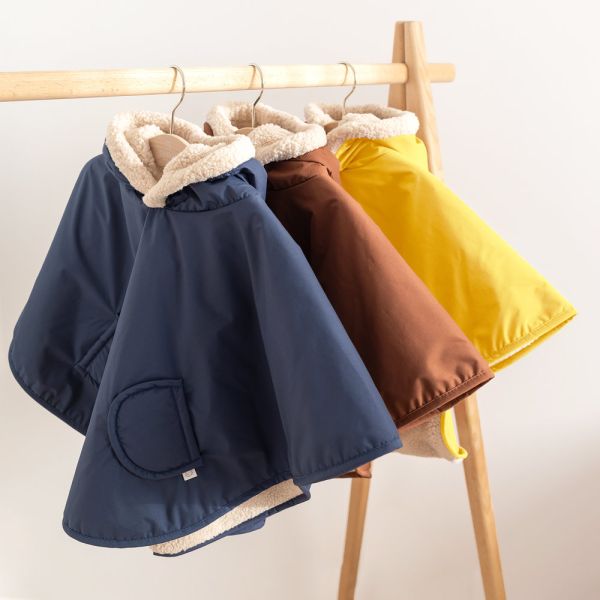 Poncho chaud de voyage imperméable Jaune