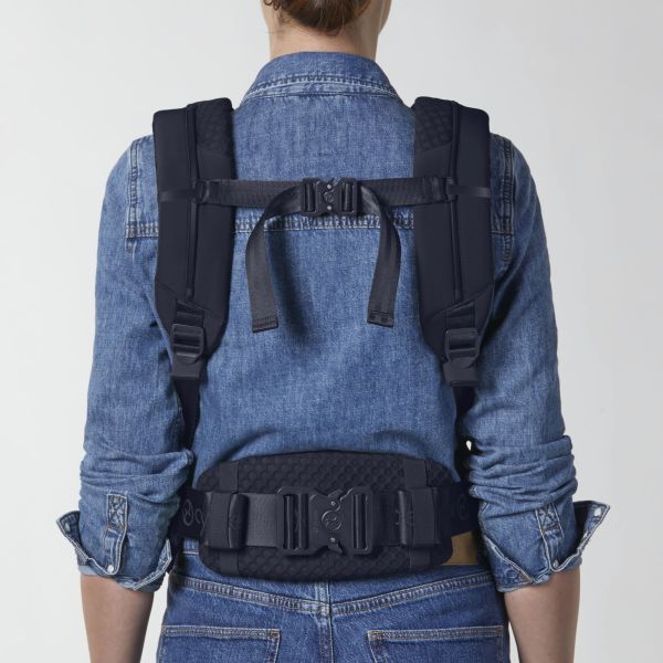 Porte-bébé physiologique Coya Royal Blue