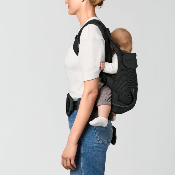 Porte bébé physiologique Laya Magic Black