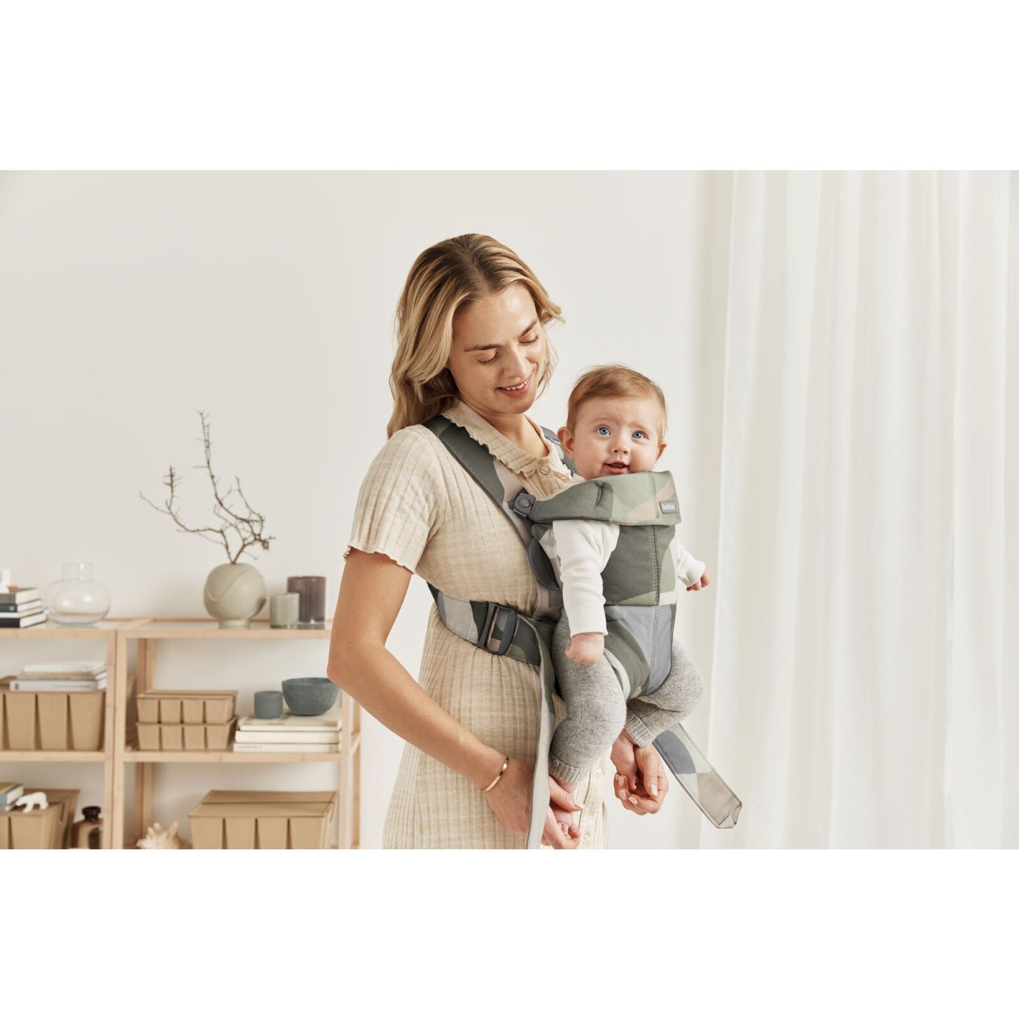 Porte bébé 2025 ergobaby ou babybjorn