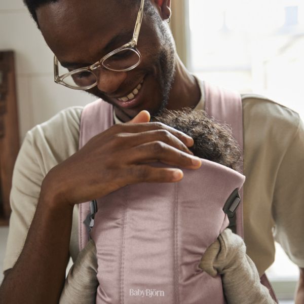 Porte bébé Mini coton vieux rose