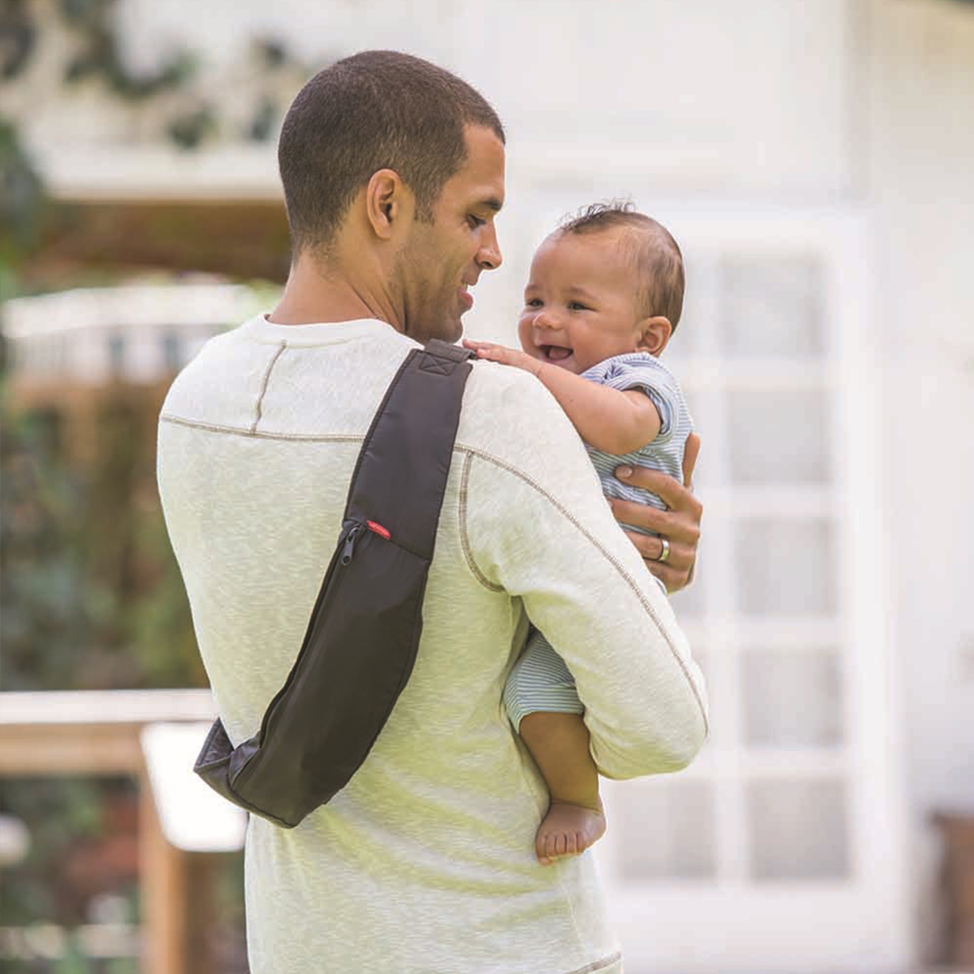 Infantino Porte Bebe Zip Travel Banane Made In Bebe