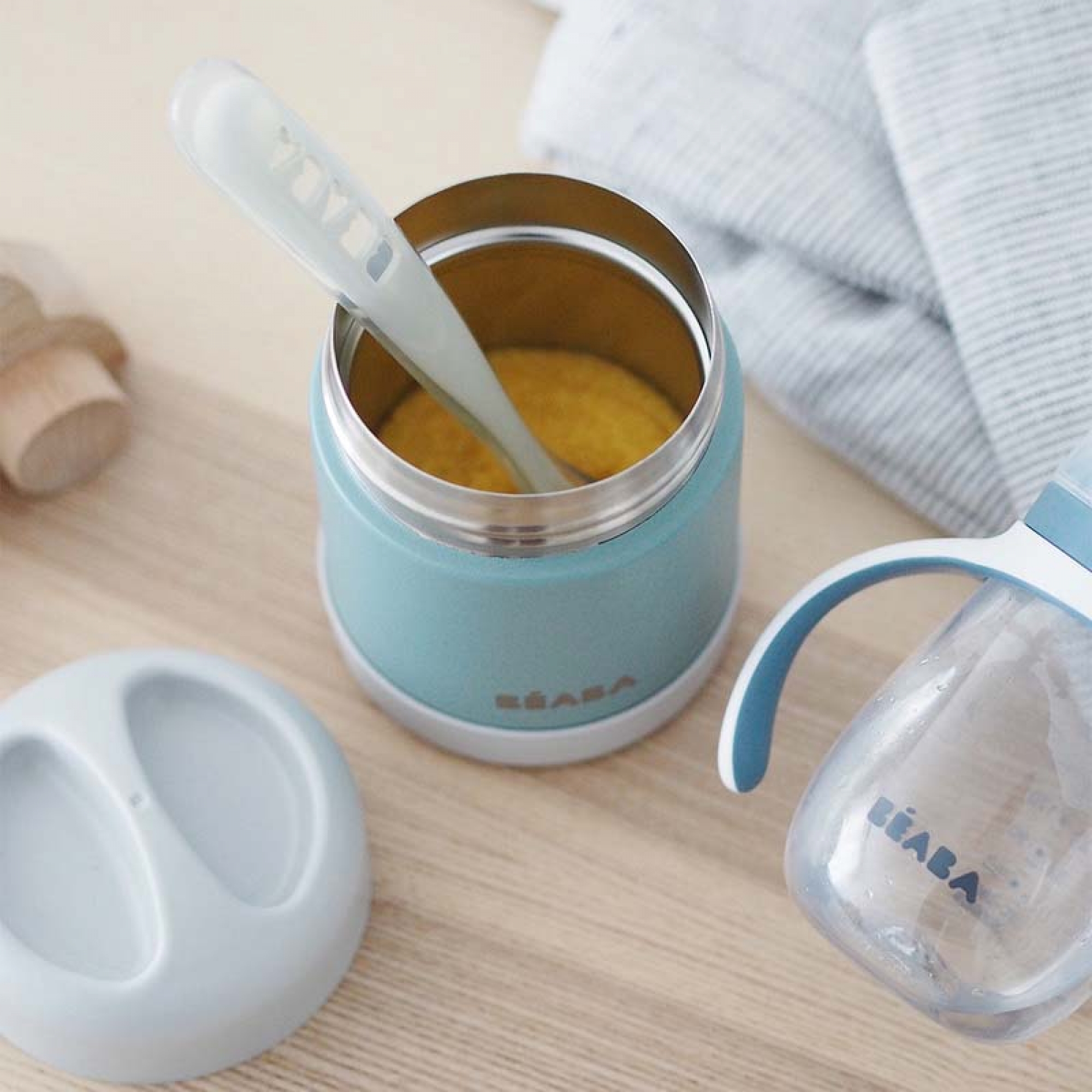 BEABA, Boîte repas enfant en inox, couvercle en silicone et housse de