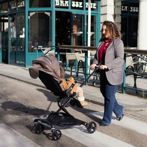 Poussette rotative Baby Cruiser 360° Micro by Béaba Pralin