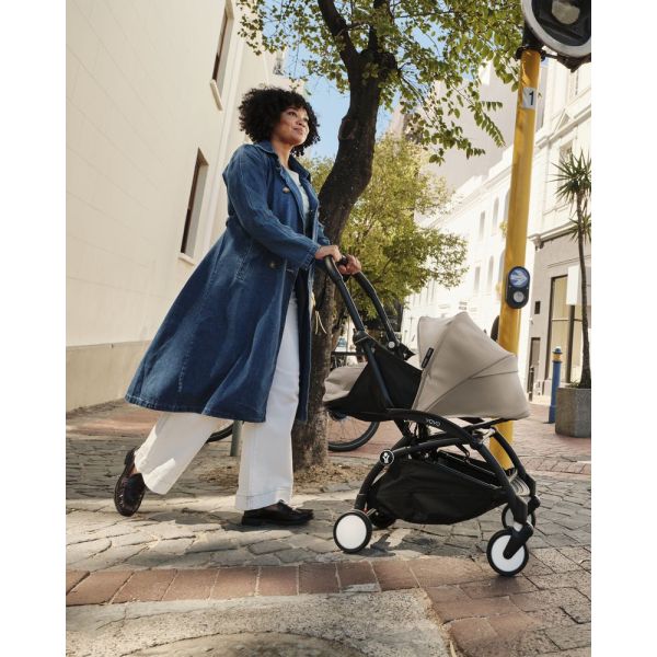 Poussette complète YOYO 3 châssis noir Pack 0+ et 6+ Taupe