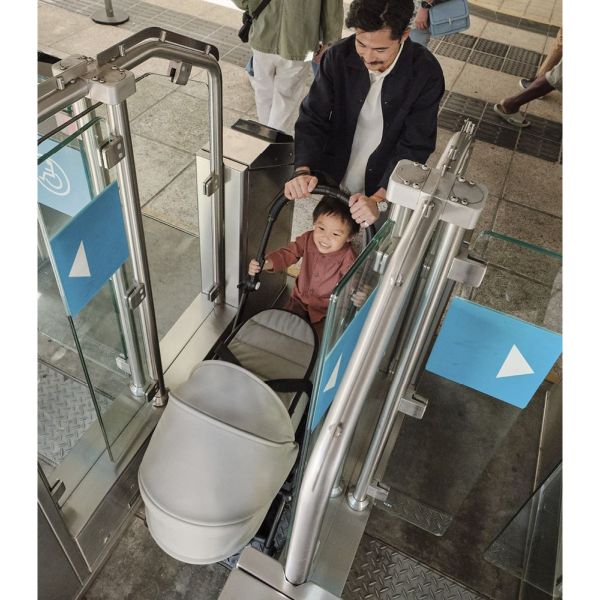 Poussette complète YOYO 3 châssis noir Pack 0+ et 6+ Stone