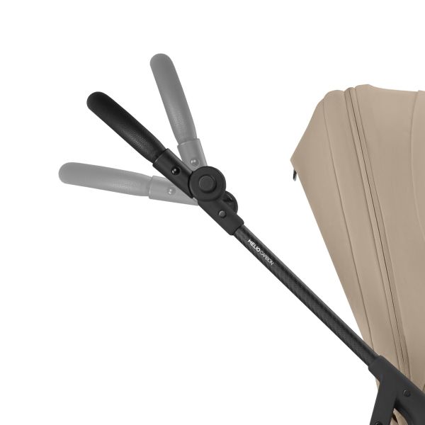 Poussette ultra légère Melio Carbon Almond Beige