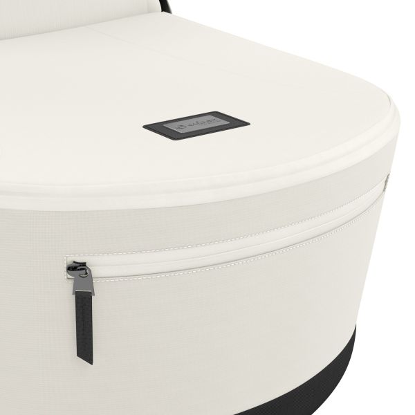 Poussette trio e-Priam 2 Off White châssis Chrome Brown + Cloud G i-Size + Nacelle