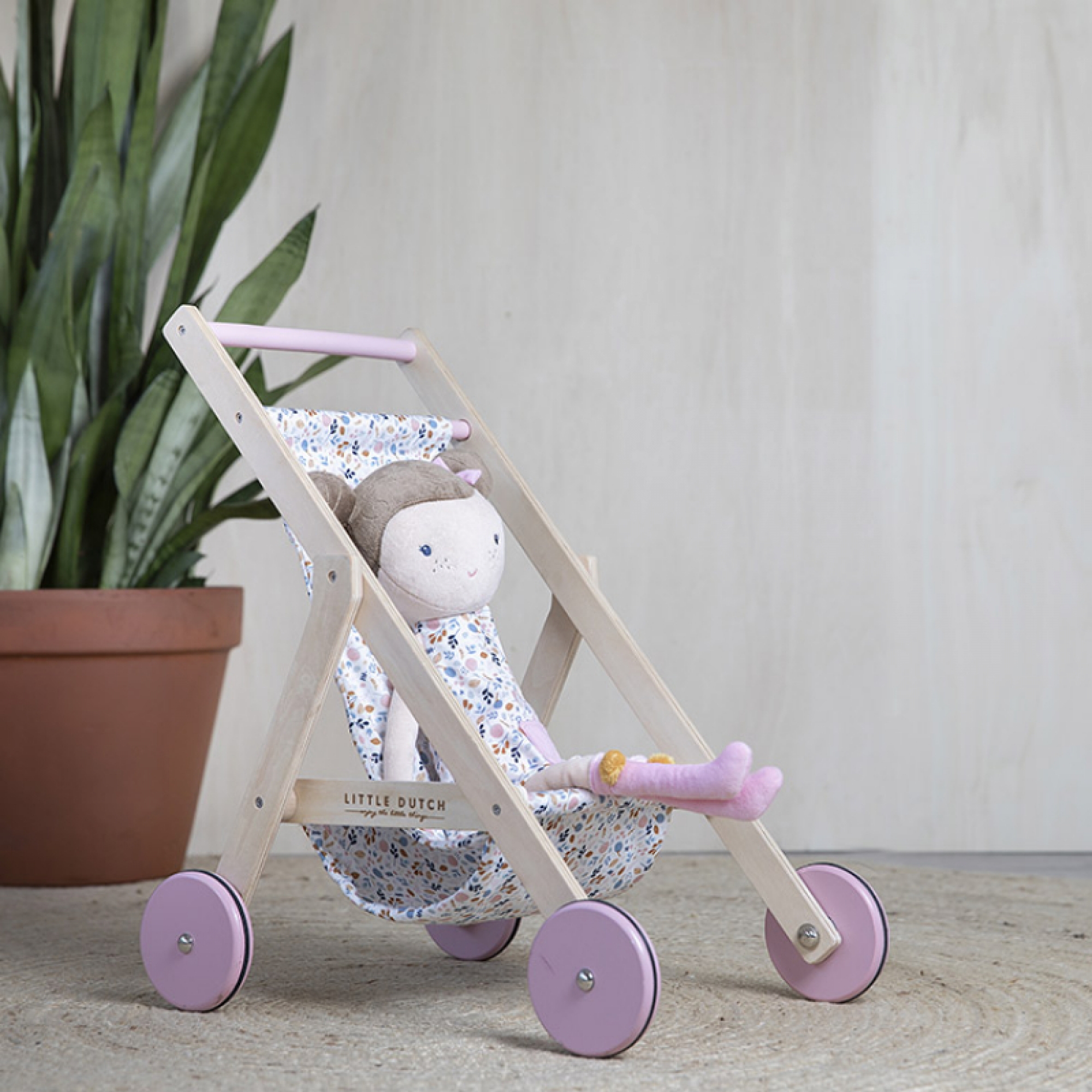 Little Dutch Poussette Poupee En Bois Made In Bebe Little Dutch Poussette Poupee En Bois Made In Bebe