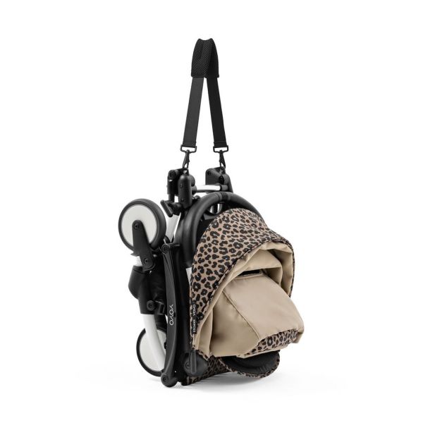 Poussette Trio YOYO 3 pack 0+ & 6+ et siège auto Aton B2 Black - Châssis Blanc - Leopard / Noir