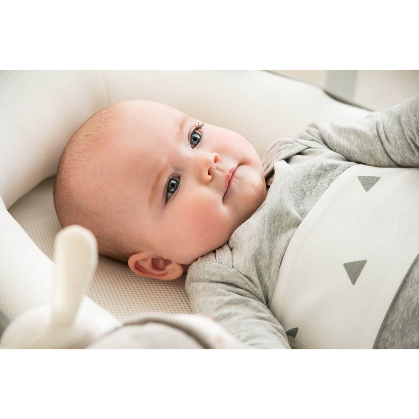 Reducteur De Lit Doomoo Cocoon Gris Made In Bebe Reducteur De Lit Doomoo Cocoon Gris Made In Bebe