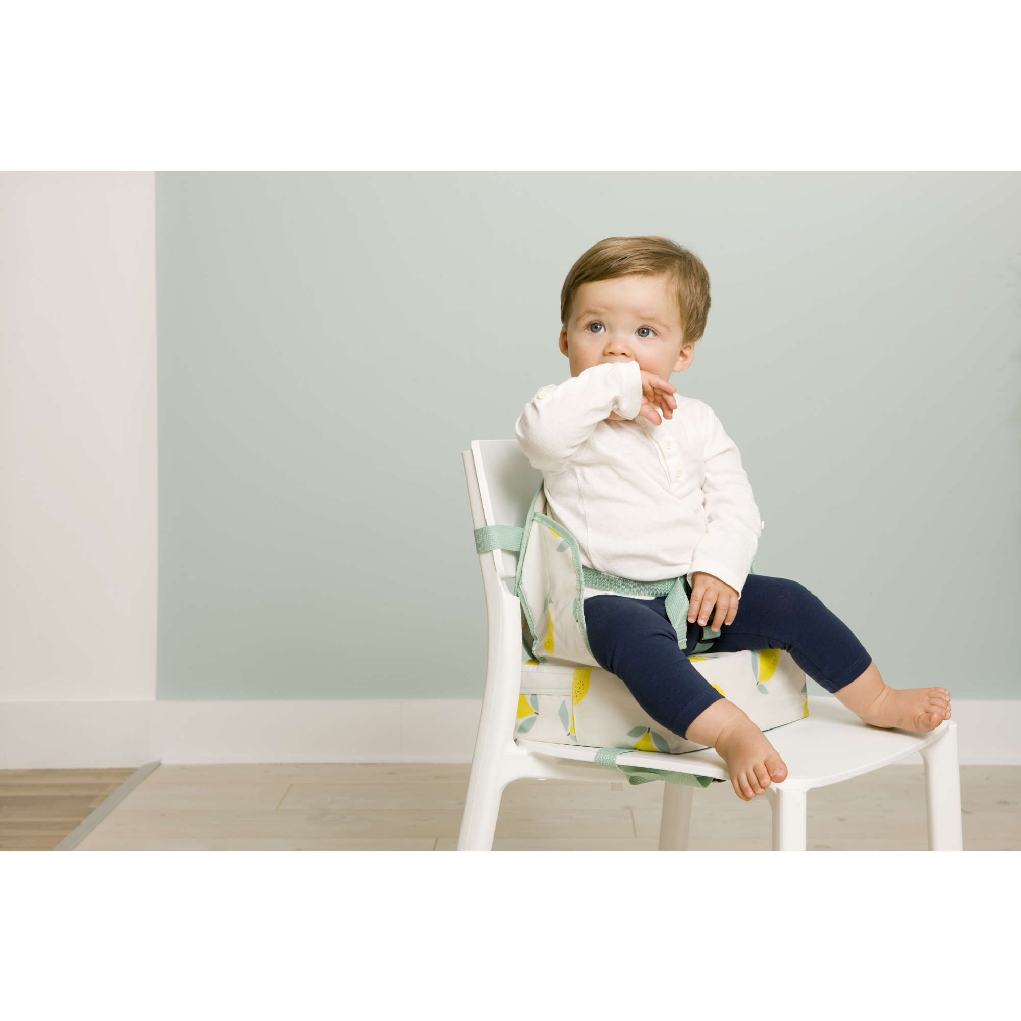 Réhausseur de chaise gris Essential booster Safety – bebebonheur