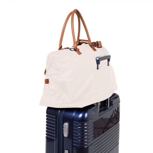 Sac à langer Mommy bag écru + lot de 2 langes 120cm Brique Terrazzo + coffret zéro.zéro biberon 180ml + sucette 2mois