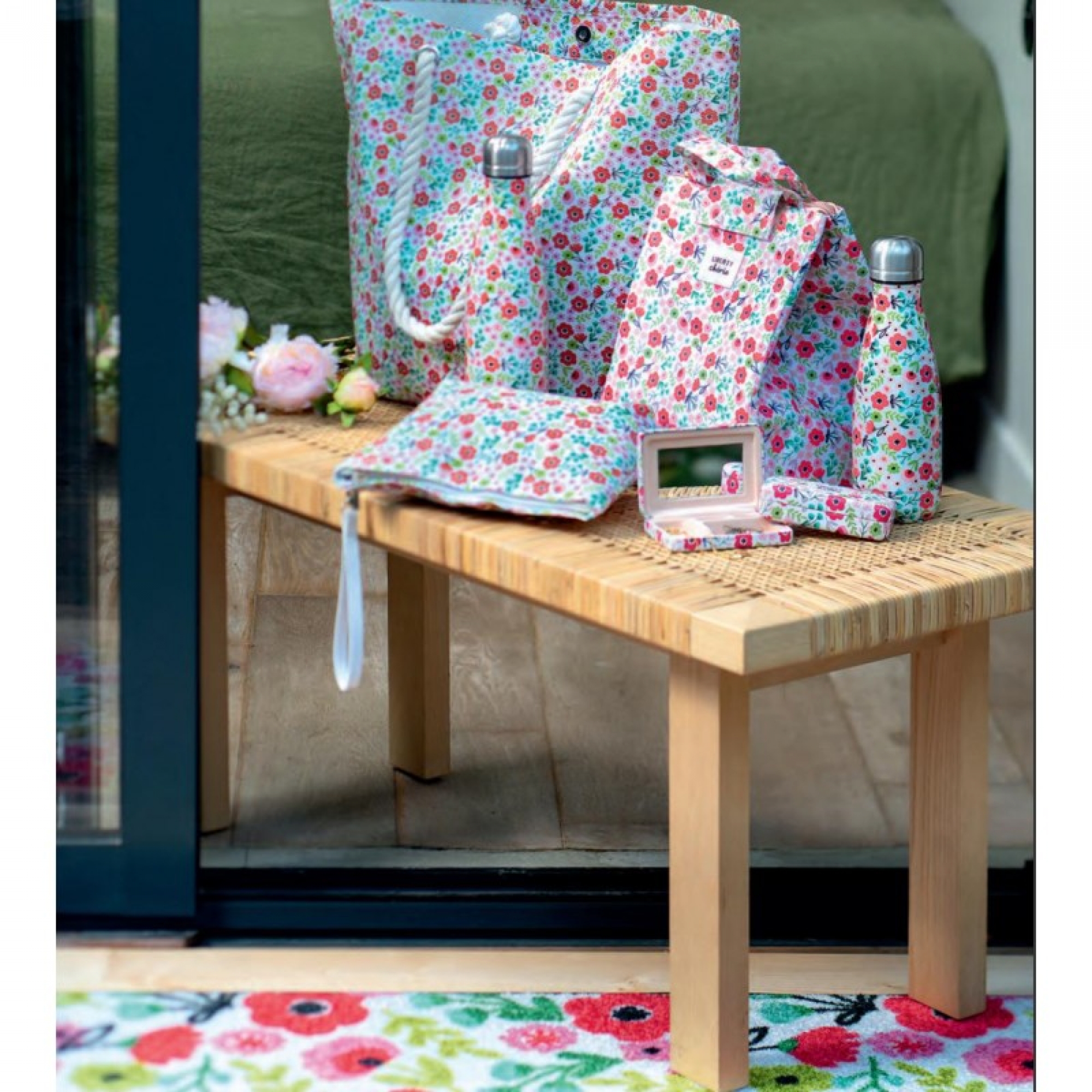 Derriere La Porte Sac Isotherme Agathe Liberty Cherie Made In Bebe Derriere La Porte Sac Isotherme Agathe Liberty Cherie Made In Bebe