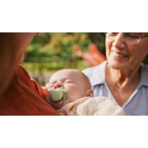 Lot de 2 sucettes Ultra Soft 0-6 mois SCF091/39