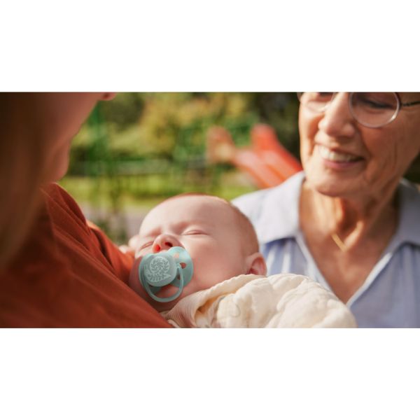 Lot de 2 sucettes Ultra Soft 0-6 mois SCF091/41