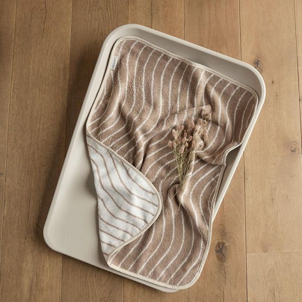 Serviette MATTY design Woodland. Cappuccino