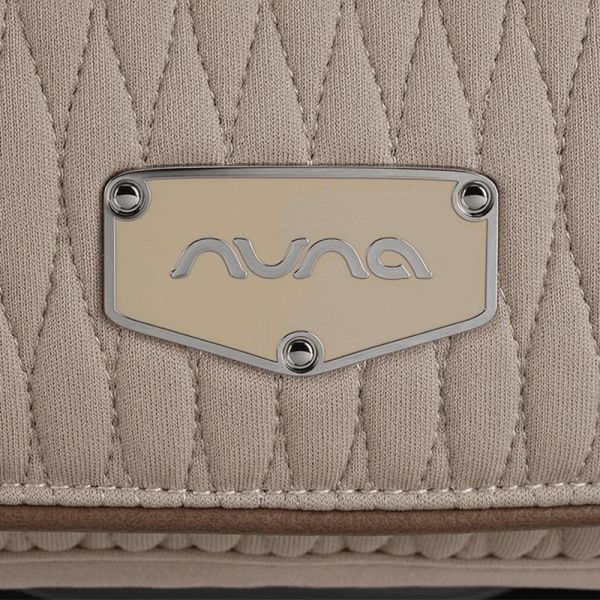 Siège auto i-Size Arra Flex Cosmopolitan - Edition spéciale