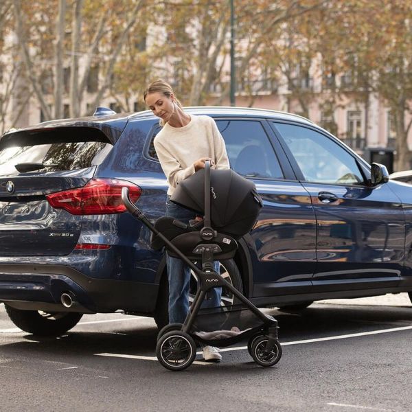 Siège auto i-Size Arra Flex Caviar