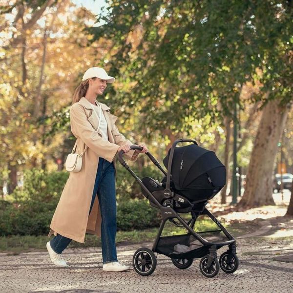 Siège auto i-Size Arra Flex Caviar