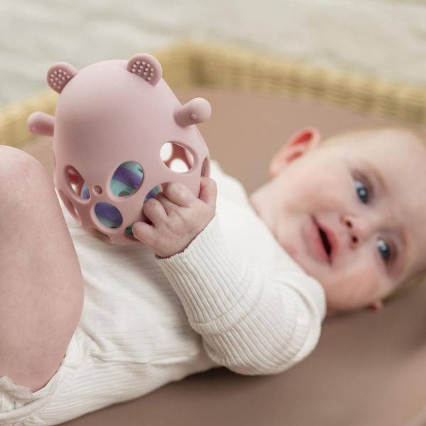 Hochet avec balle ours en silicone rose