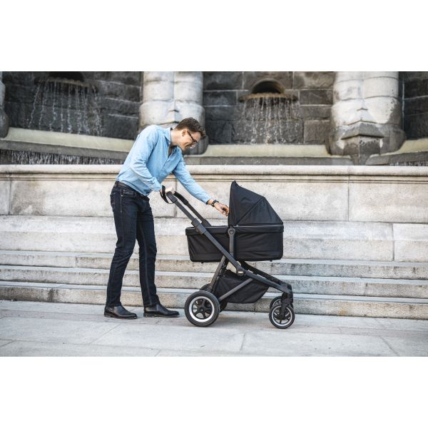 Poussette Sleek - Black on Black