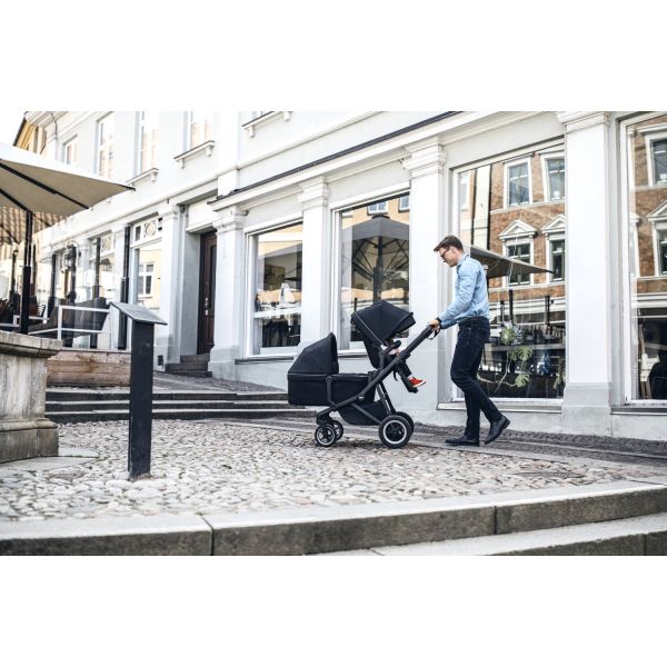 Poussette Sleek - Black on Black