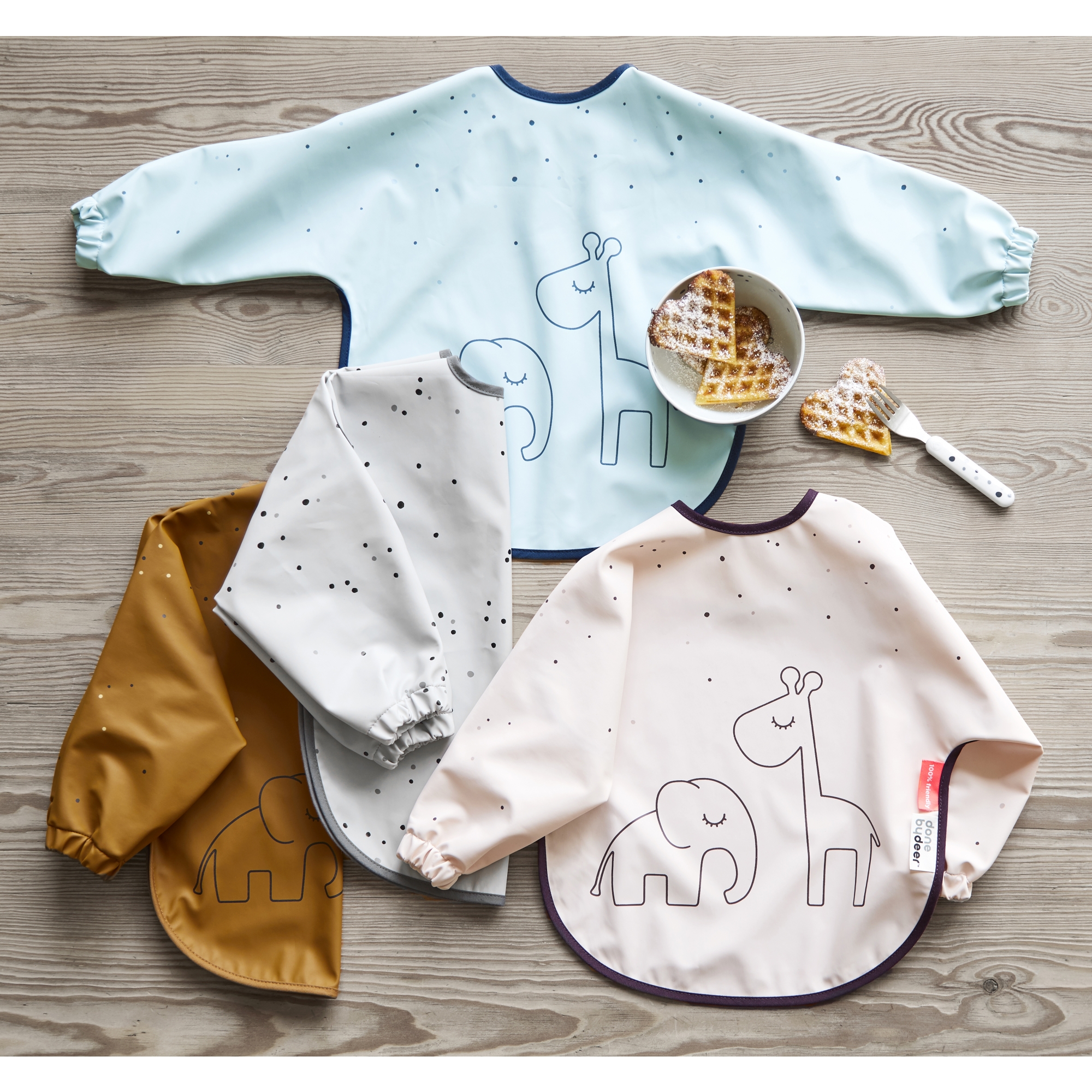 Done By Deer Bavoir A Manches Longues 18 Mois Et Dots Gris Made In Bebe