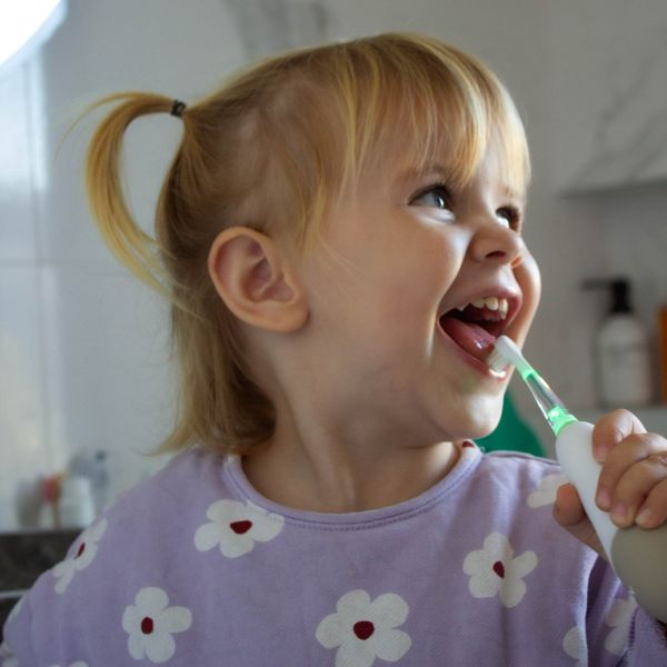 Brosse à dents électrique rechargeable enfant Sönik Pro