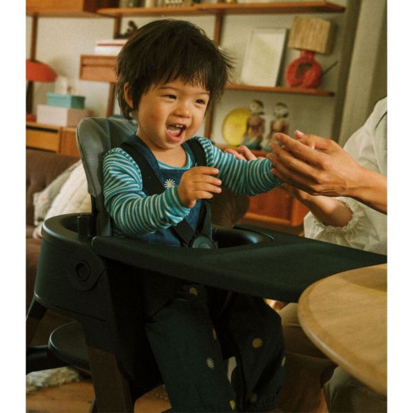 Chaise haute Steps complète avec baby set et plateau Noir / Warm Brown