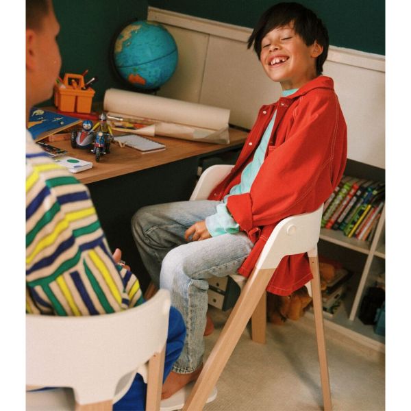 Chaise haute Steps complète avec baby set et plateau Blanc / Natural