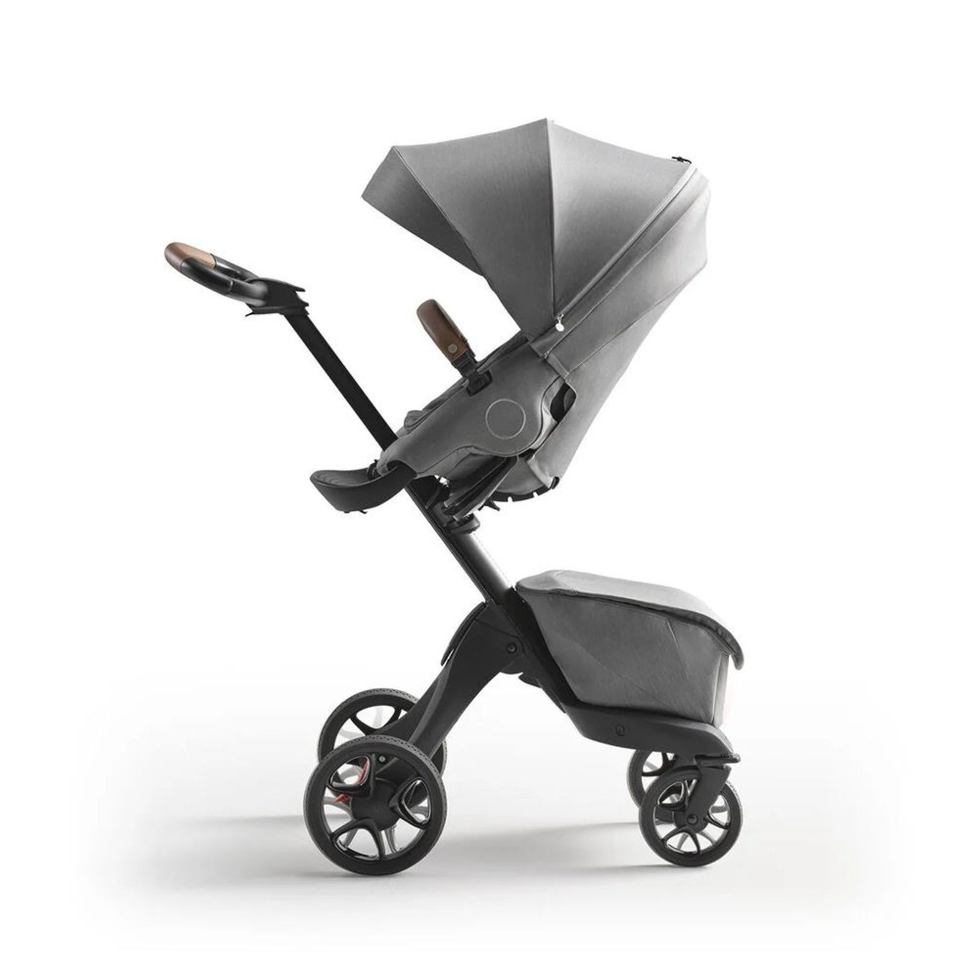 Poussette Stokke Xplory et siège auto