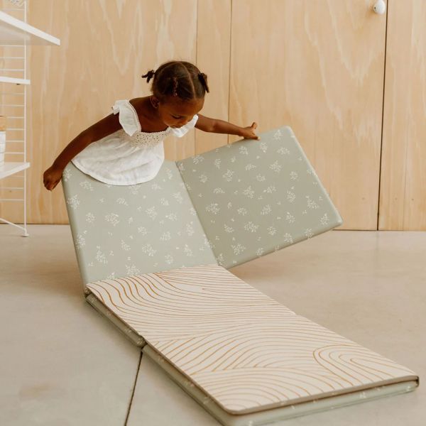 Tapis de jeu pliable Oasis 135x90 cm